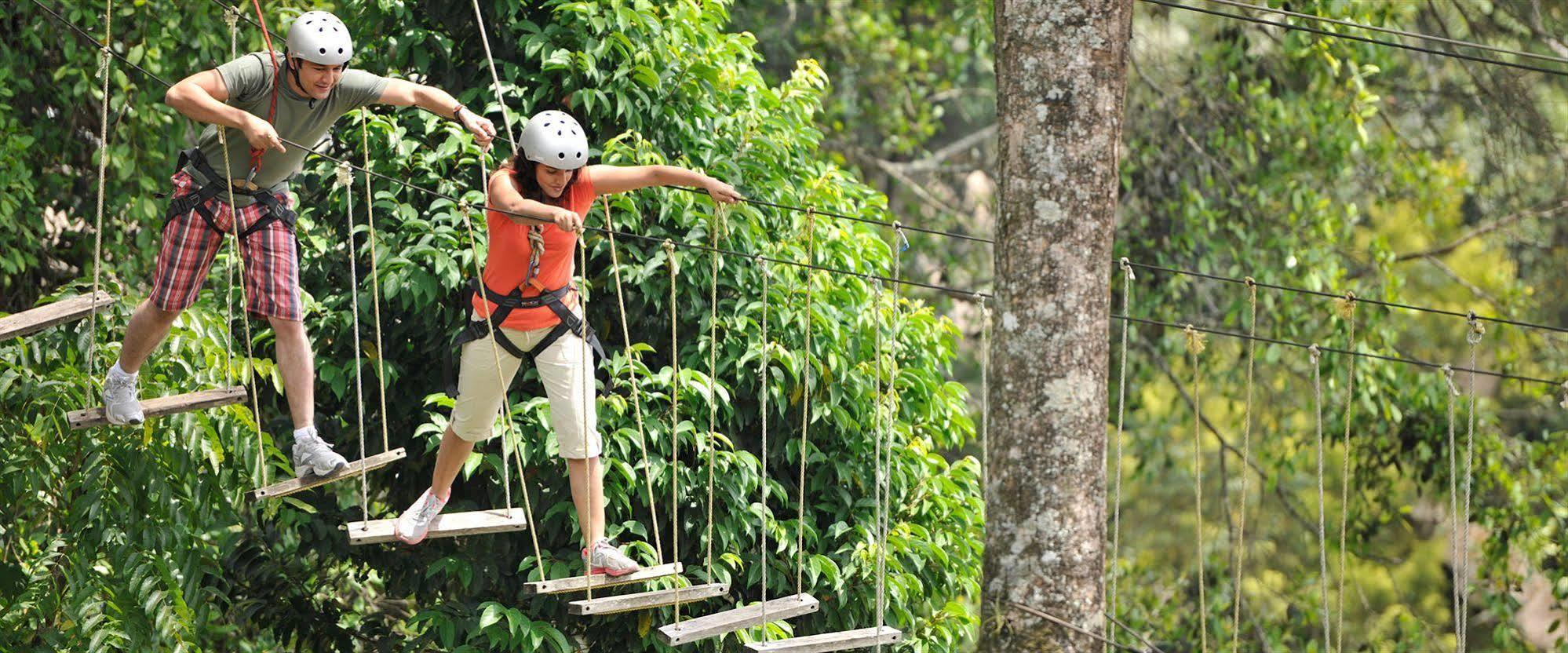 Hotel Club Mahindra Munnar Chinnakanal Zewnętrze zdjęcie